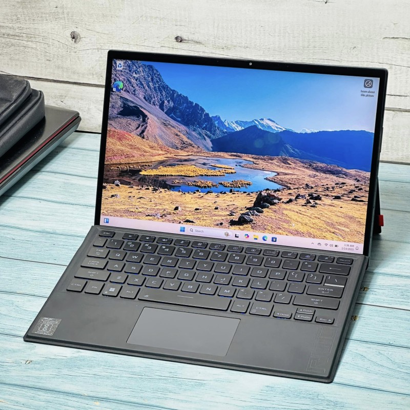 Asus ROG Flow Z13 GZ301 - 2023 Core i9 13900H, Ram 16GB, SSD 2TB, RTX 4050 6GB QHD 2.5K - like new