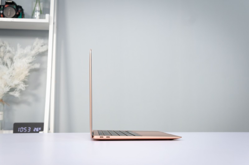 MacBook Air 2020 13 inch Apple M1