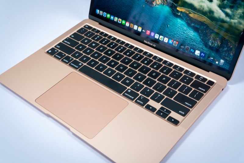 MacBook Air 2020 13 inch Apple M1