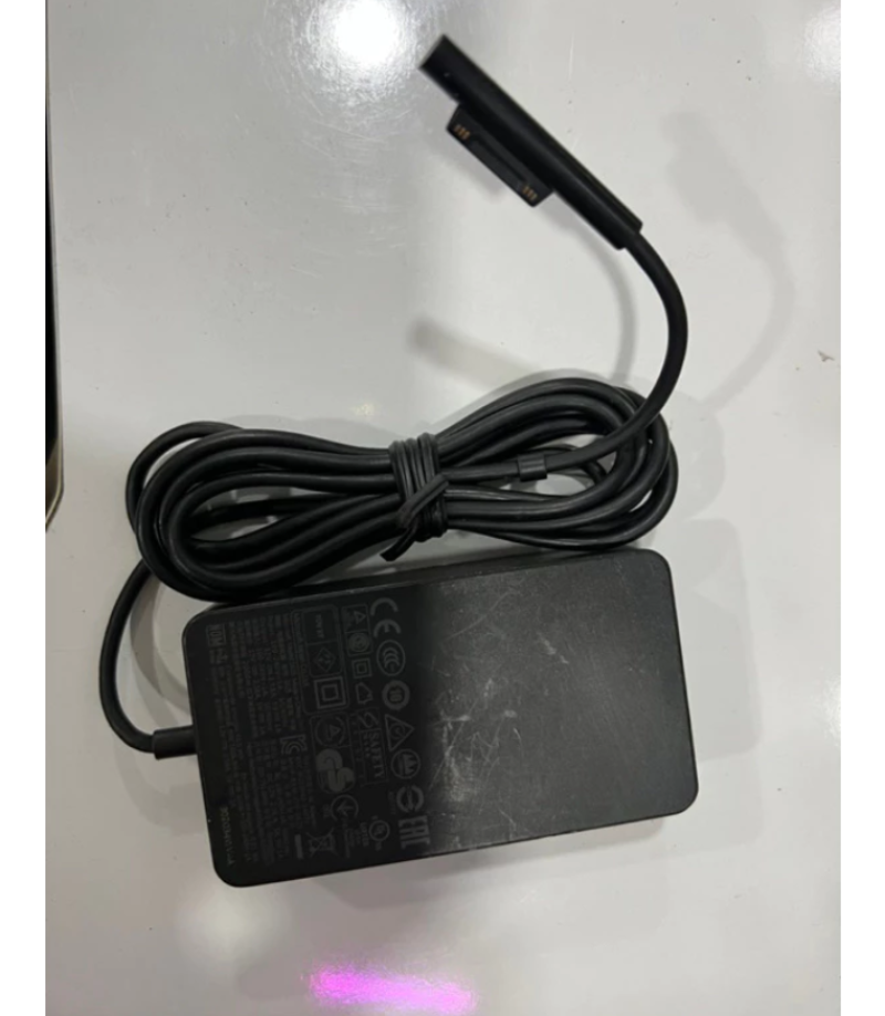 Sạc Surface Pro 12V 3.6A 45W
