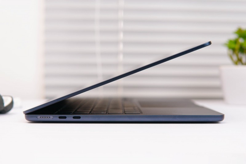 MacBook Air 2022 13 inch Apple M2