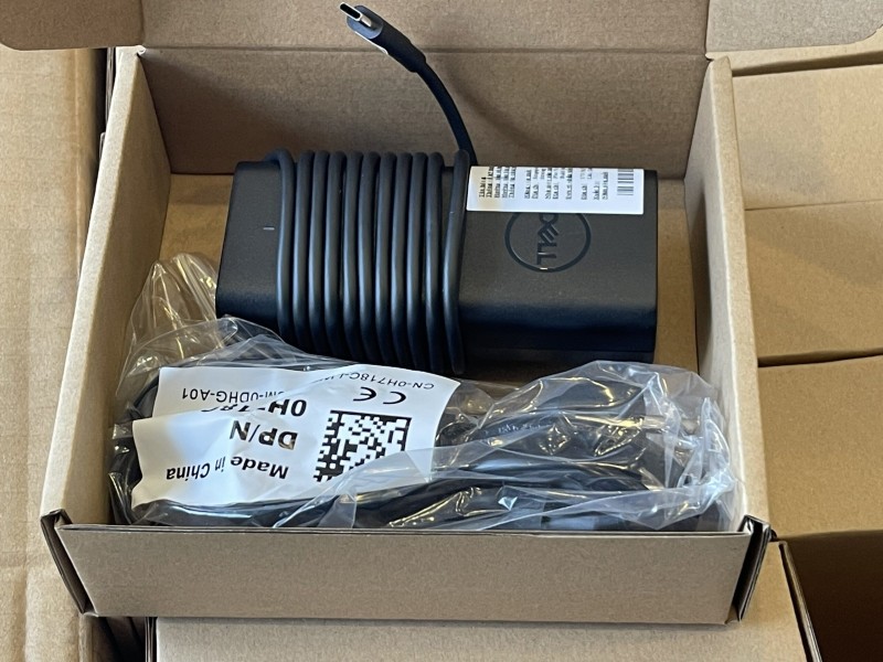 Sạc Dell Type-C 65W Vuông – Hàng Chính Hãng