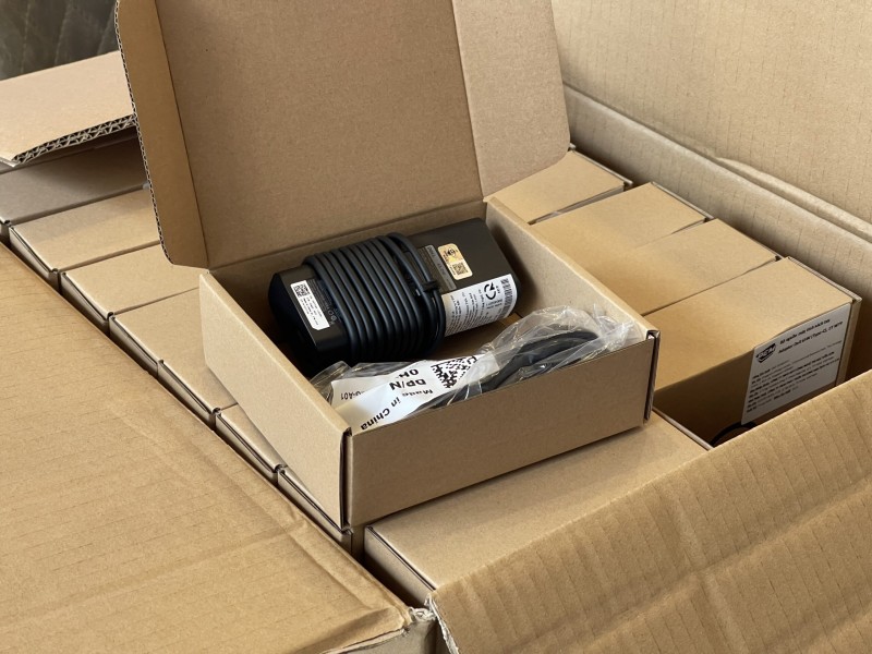 Sạc Dell Type-C 65W Vuông – Hàng Chính Hãng