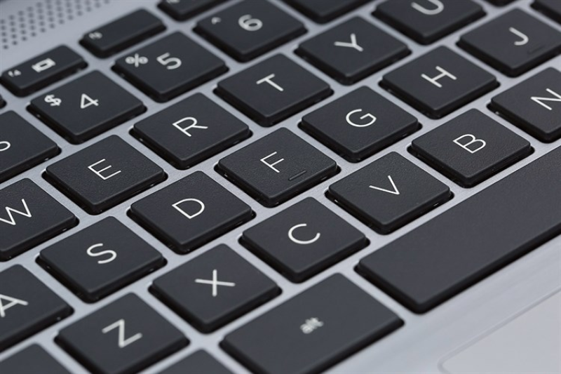 HP Notebook G8 240 I3-1005G1, Ram 8GB, SSS 256GB, 14'' FHD - Used