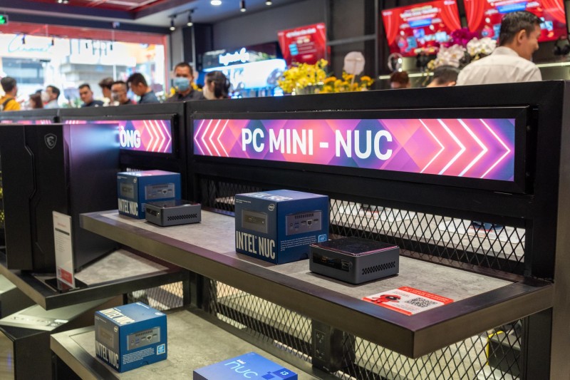 Bộ Trưởng Bộ Công Thương trao tặng Cúp Vàng thương hiệu - Logo & Slogan ấn tượng năm 2012